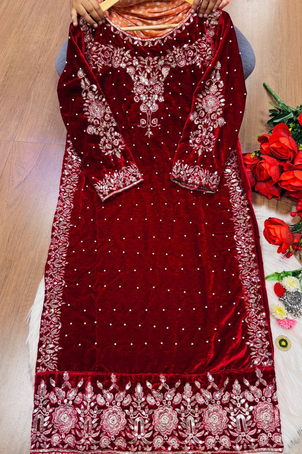 Sangini -Velvet Kurti Set