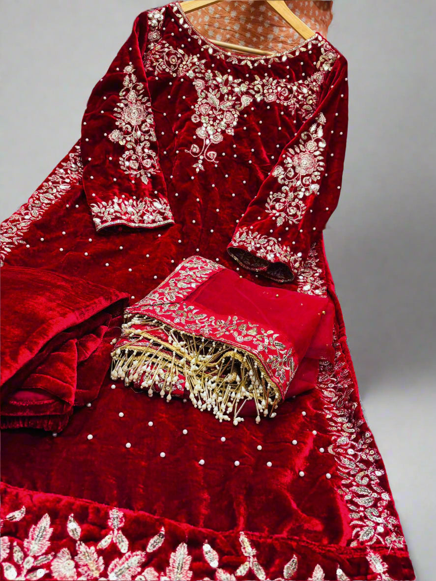 Sangini -Velvet Kurti Set