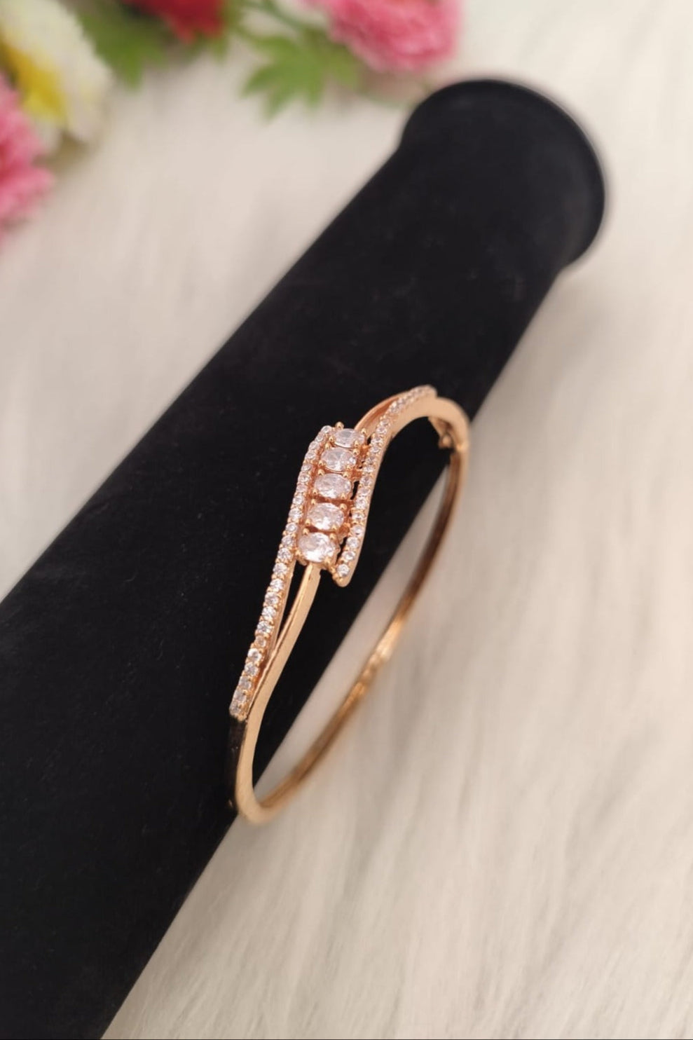 Embrace The Adjustable Sleek Bracelet