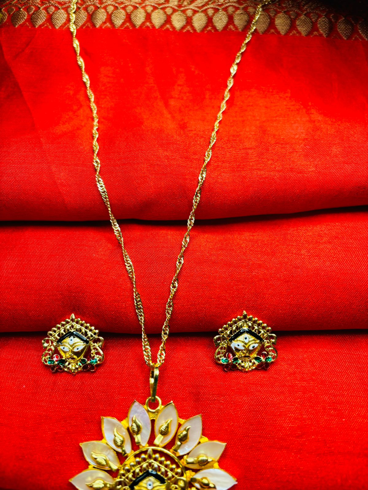 New Stylish Puja Special Jewellery(Sea Shell Design)