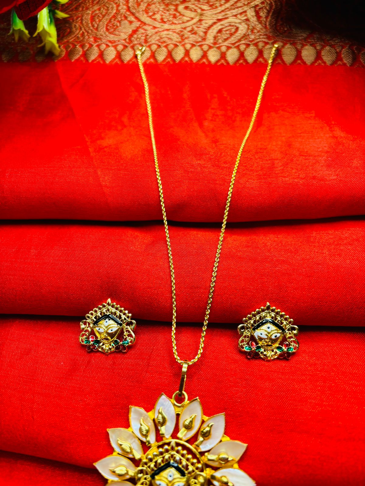 New Stylish Puja Special Jewellery(Sea Shell Design)