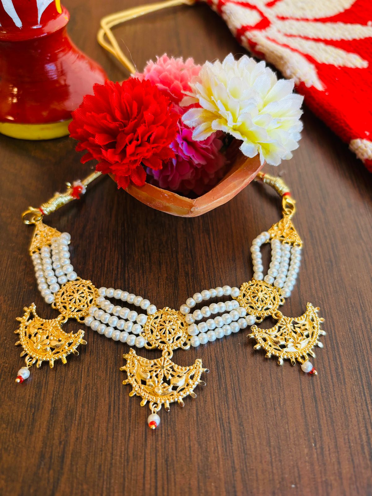 Rohini (Gold Plated Chocker Set)