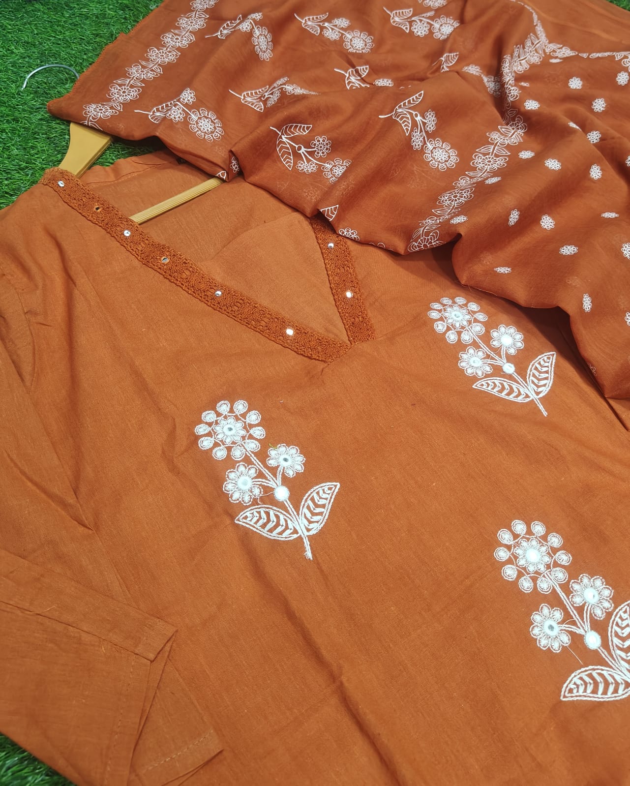Tweet Dreams Cotton Kurti Set