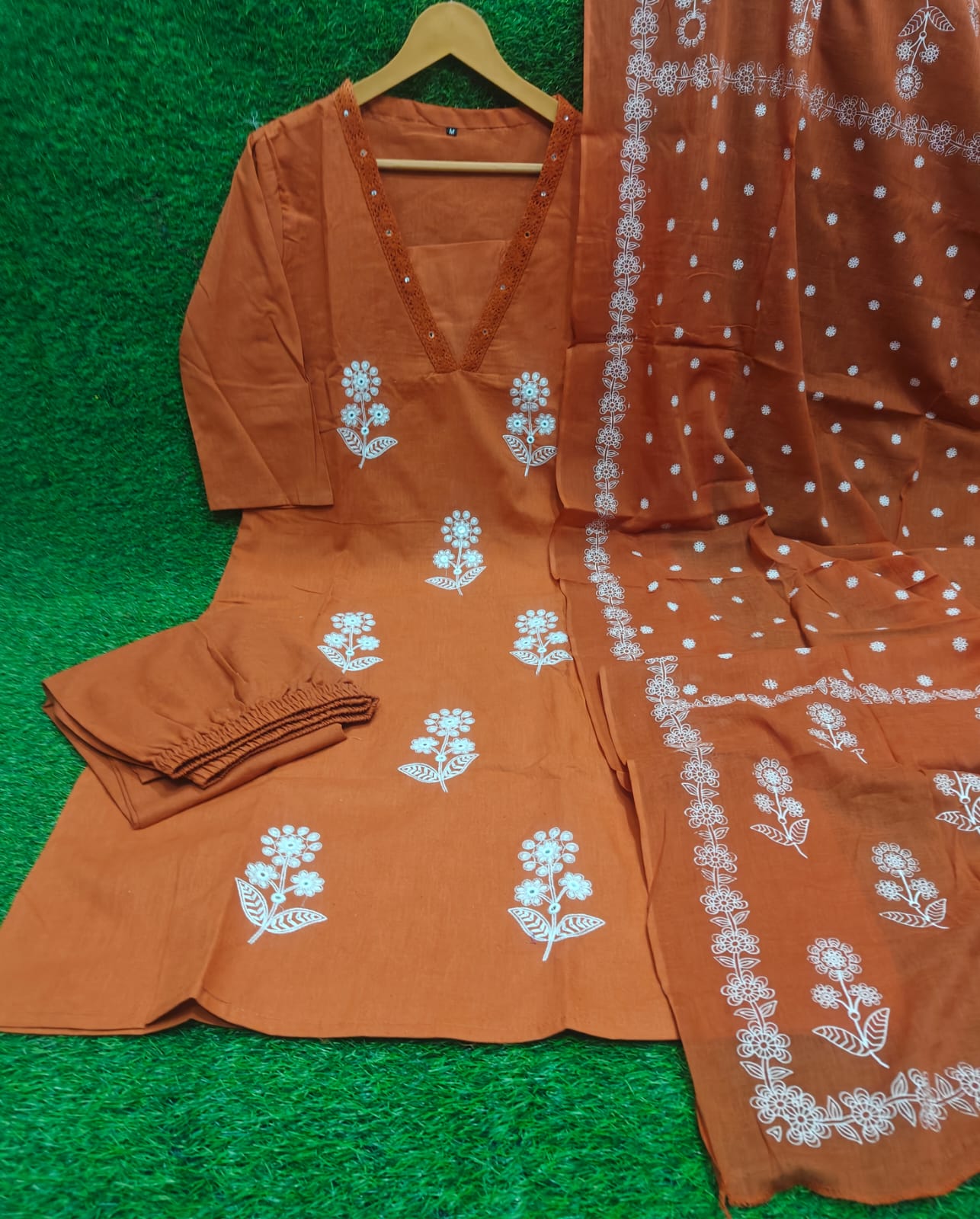 Tweet Dreams Cotton Kurti Set