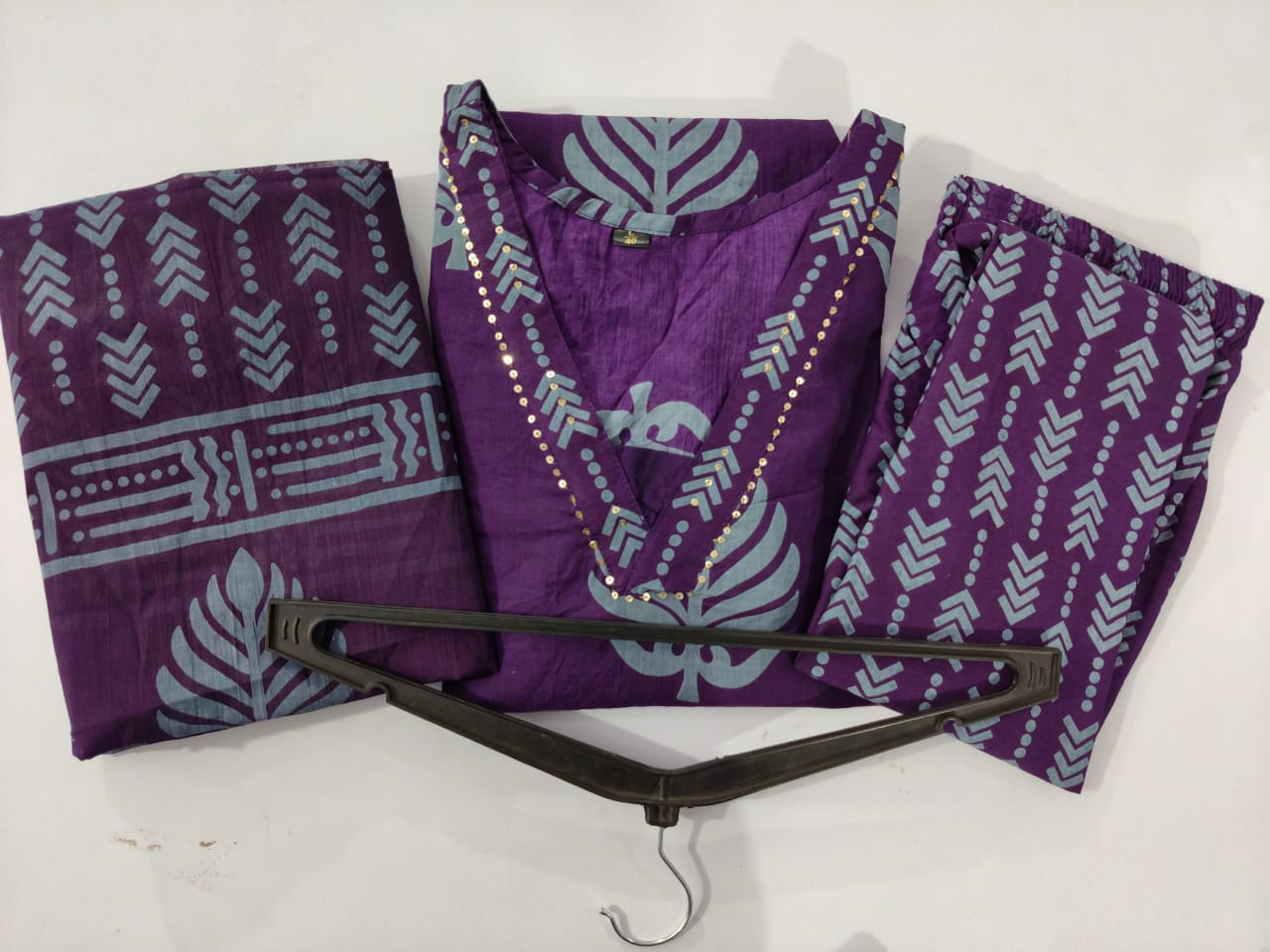 Pop Of Star Cotton Kurti Set