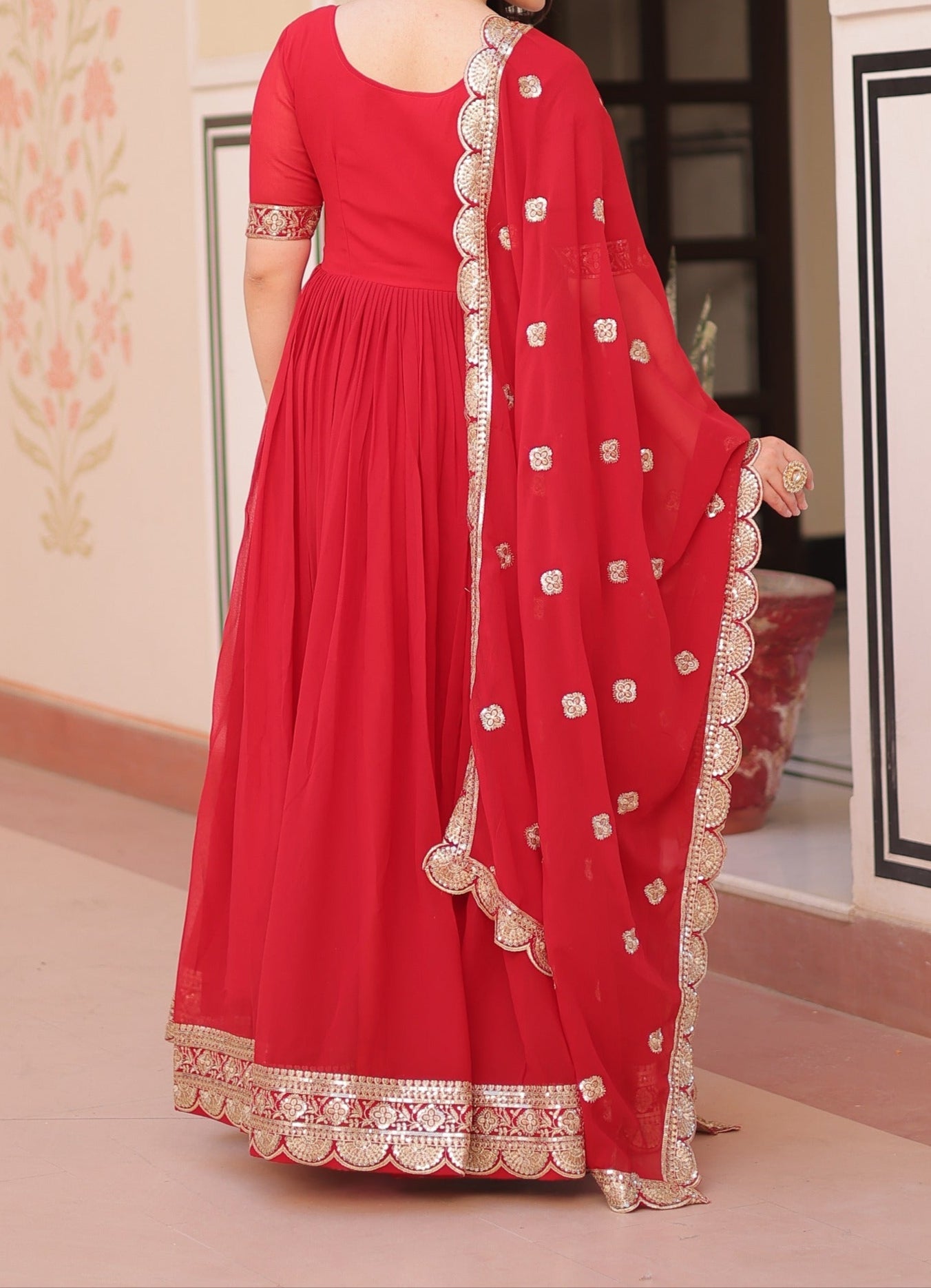 Illume Essence Fancy Silk Gown Set