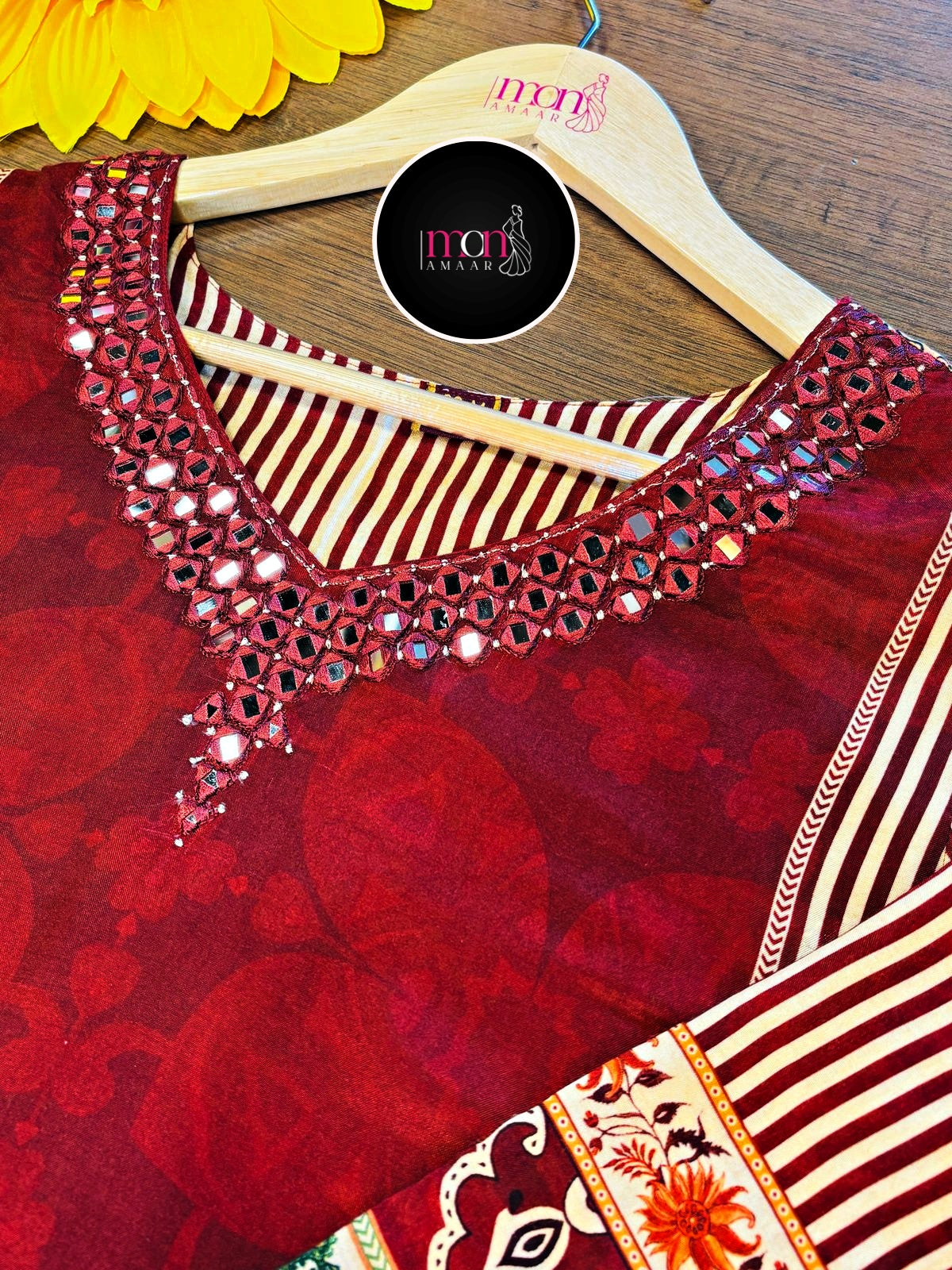 Mirrored Grace-Pakistani Style Kurti Set
