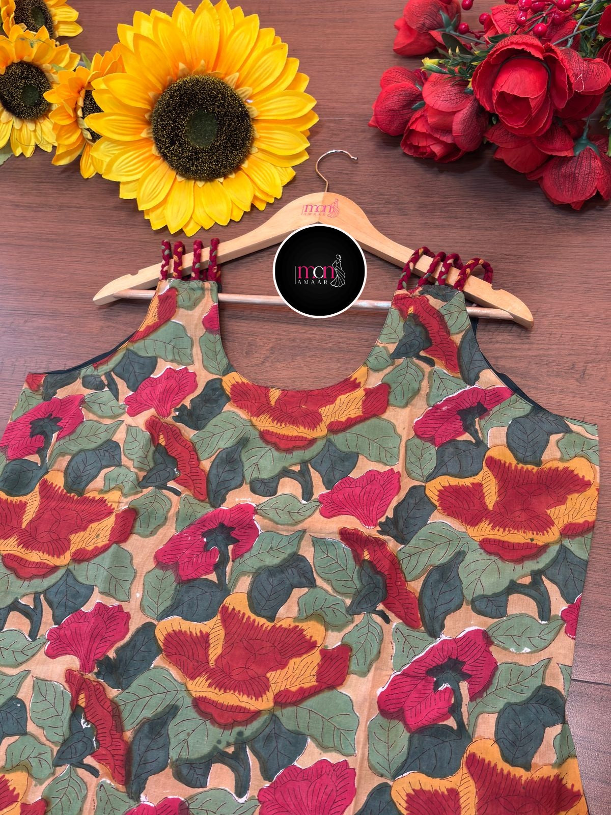 Noir Nova - Rapid Printied Pure Sustainable Kurti (With Braided Strap)