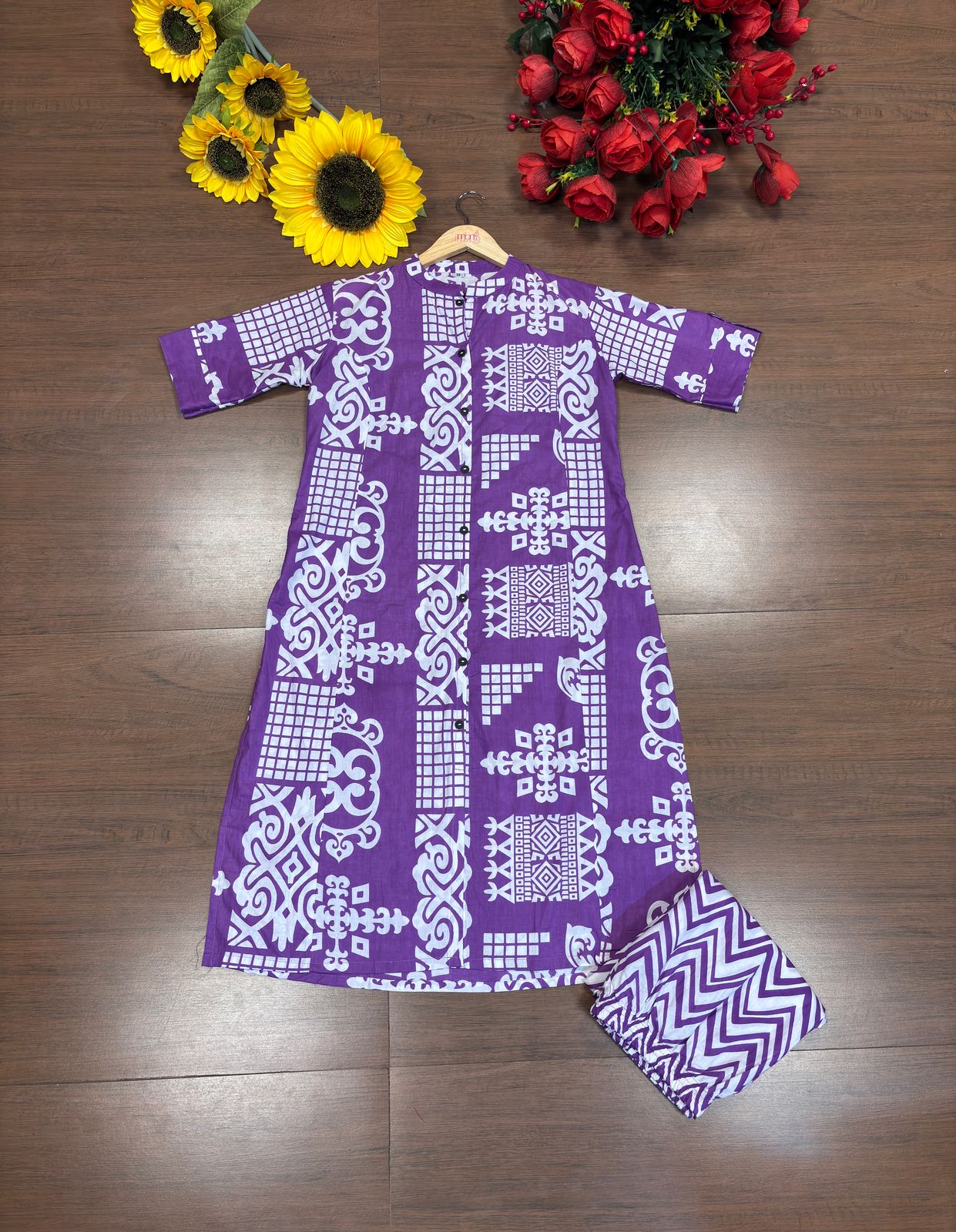 Today's Tale Cotton Kurti Set