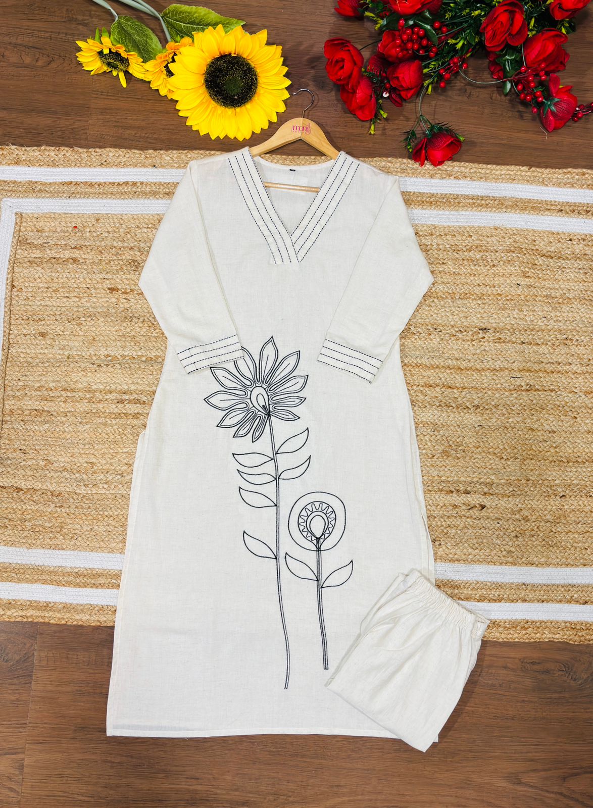 Fond Of white - Cotton Kurti Set