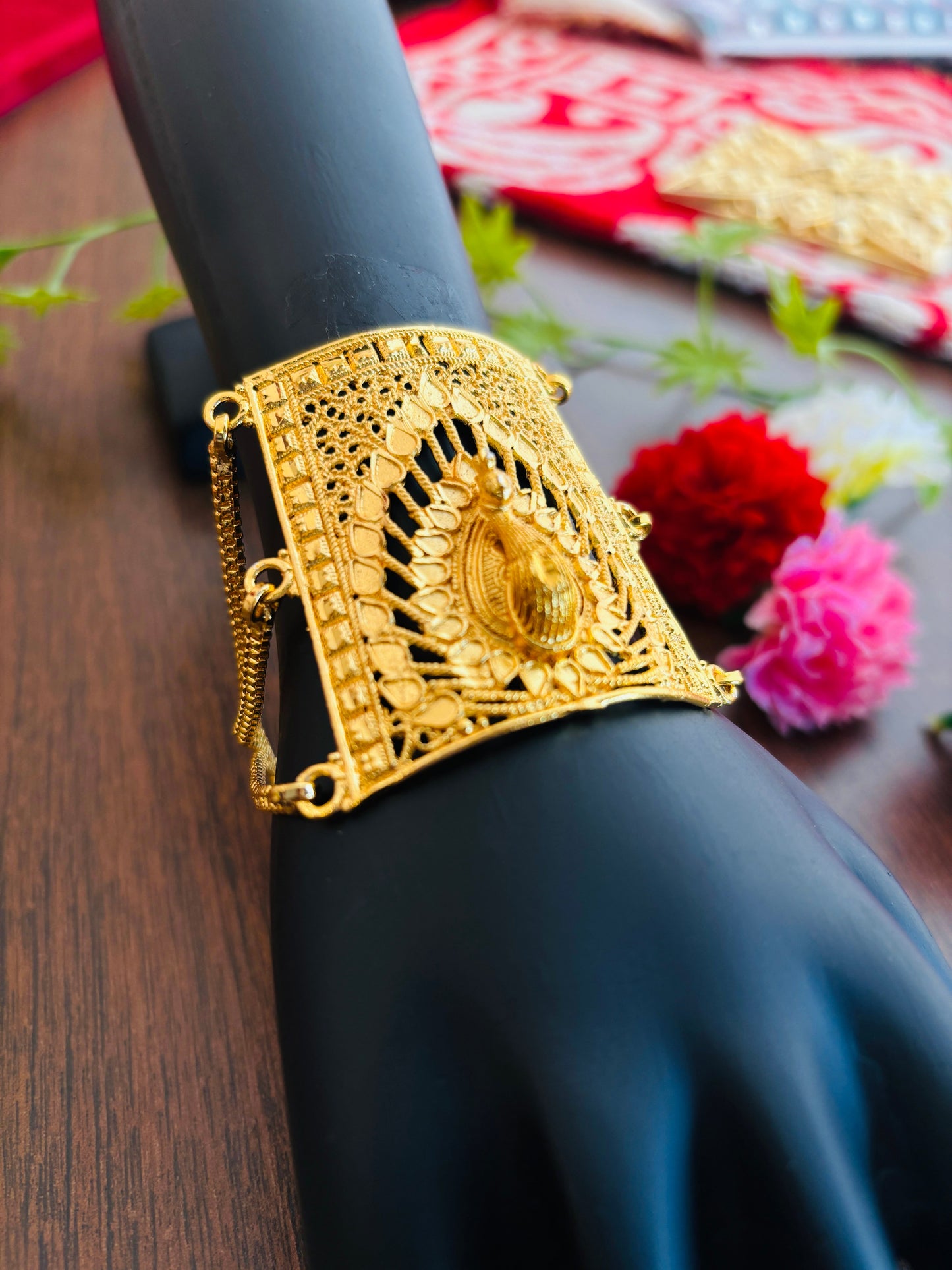 Peacock Design Gold Plated Mantasha