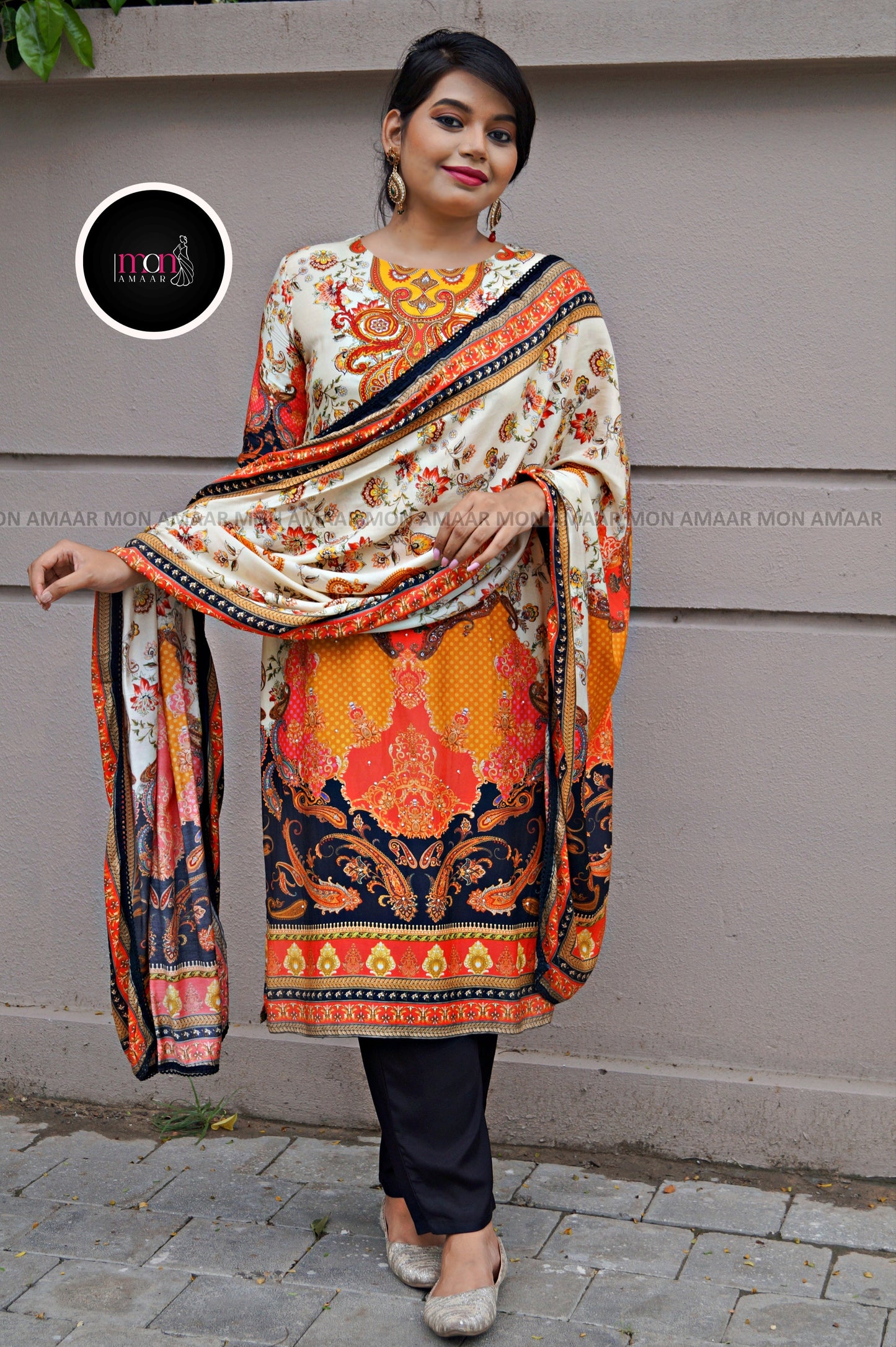 Nayab - Pakistani Style Muslin Crepe Silk Kurti set