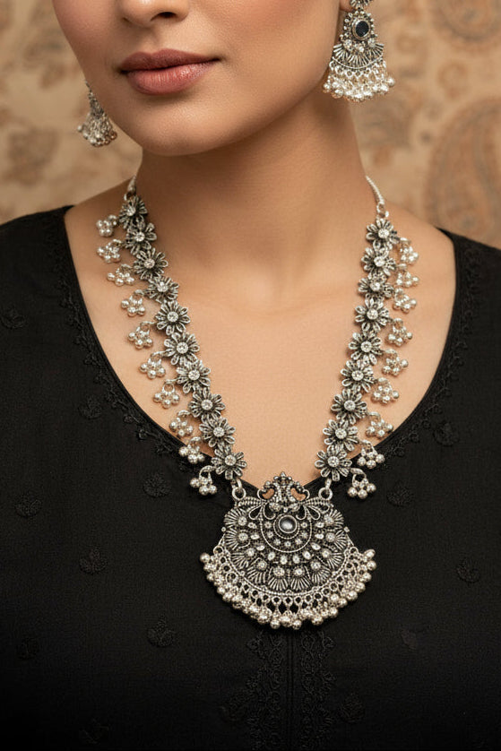 A New Way To Shine -Necklace Set