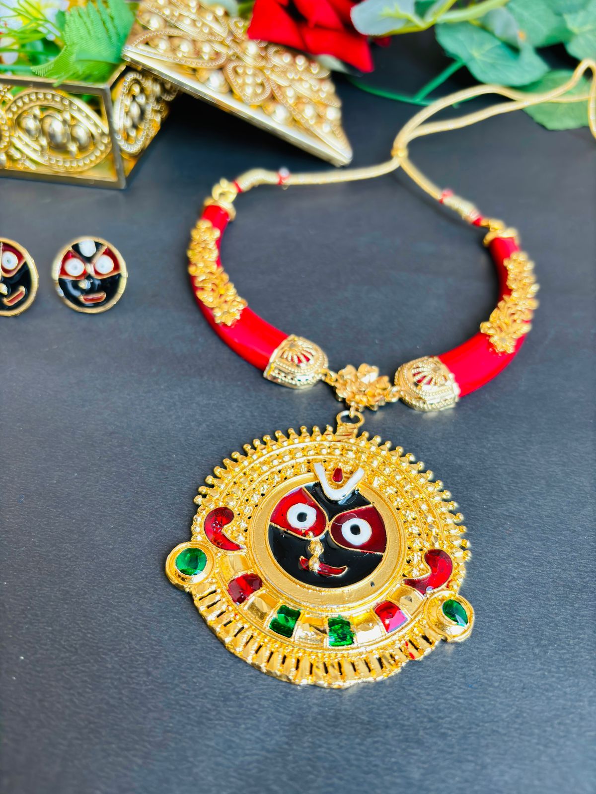 Purushottama -Necklace Set