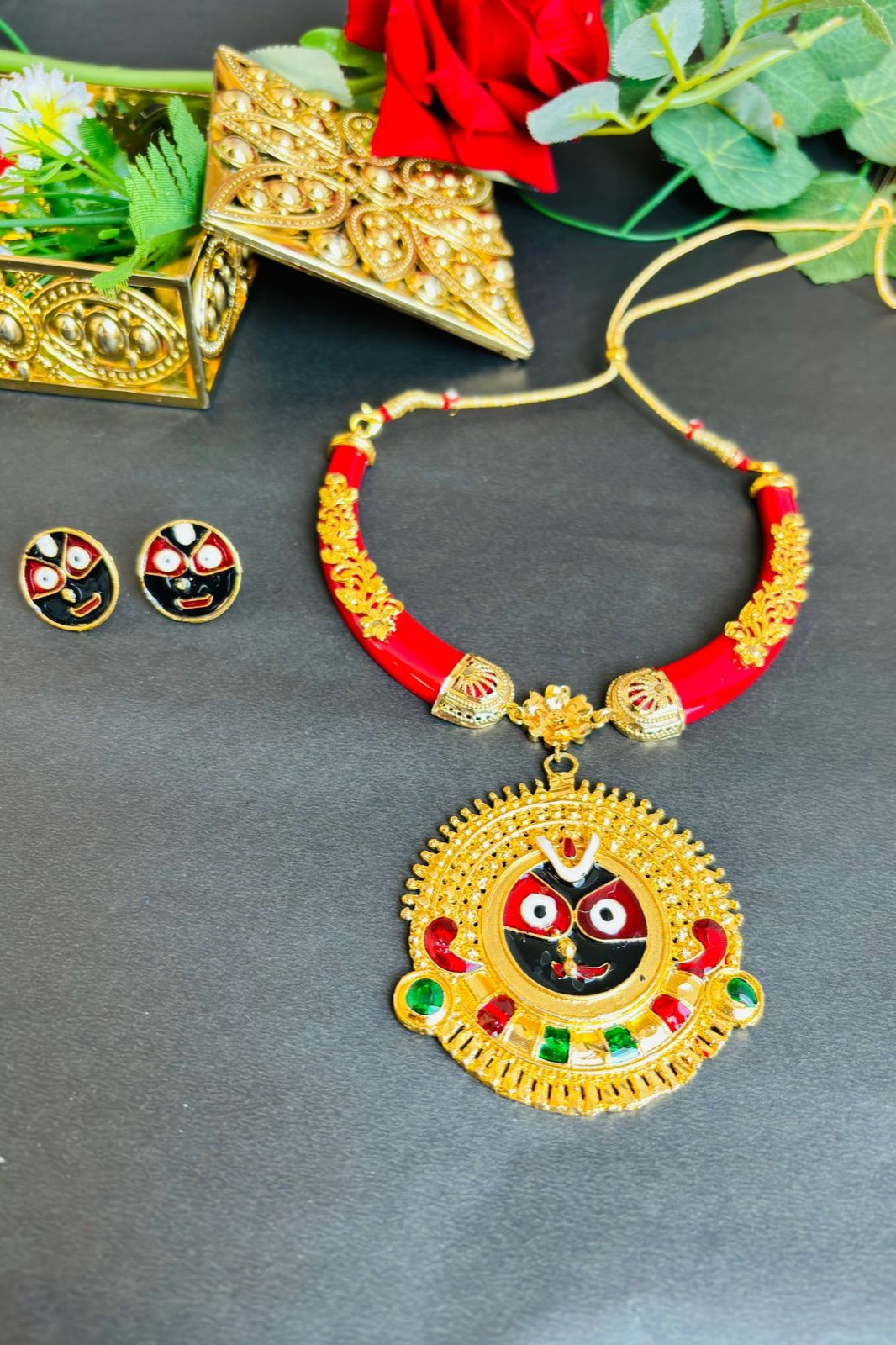 Purushottama -Necklace Set