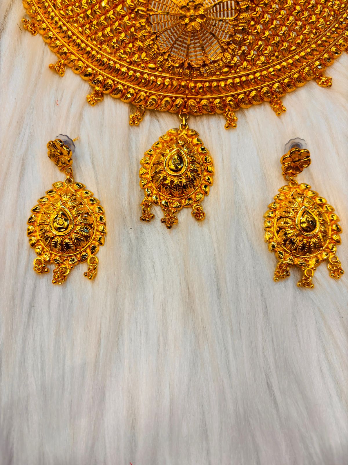 Indumati Gold Plated Bridal Choker