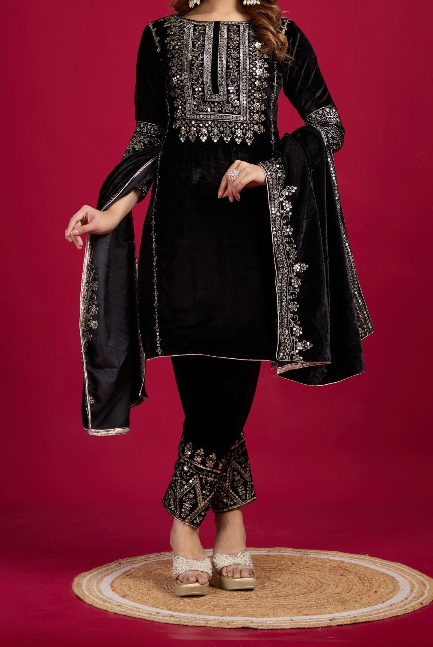 Pretty Stars Velvet Kurti Set