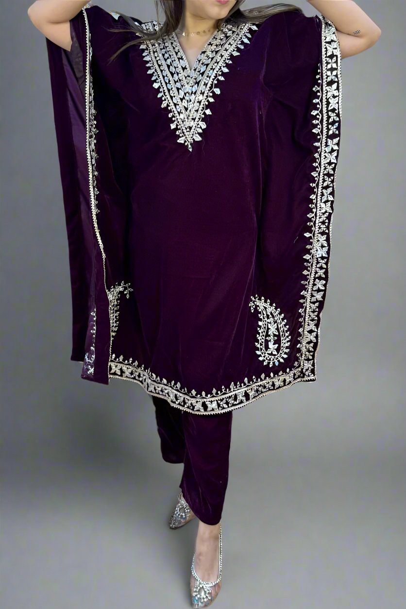 Suteki - A Pretty Velvet Kurti Set