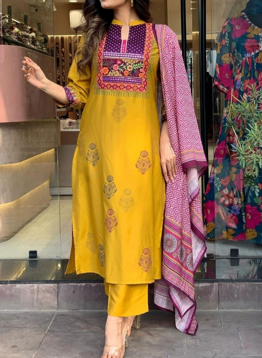 Jhumka Gira Re-  Kurti Set