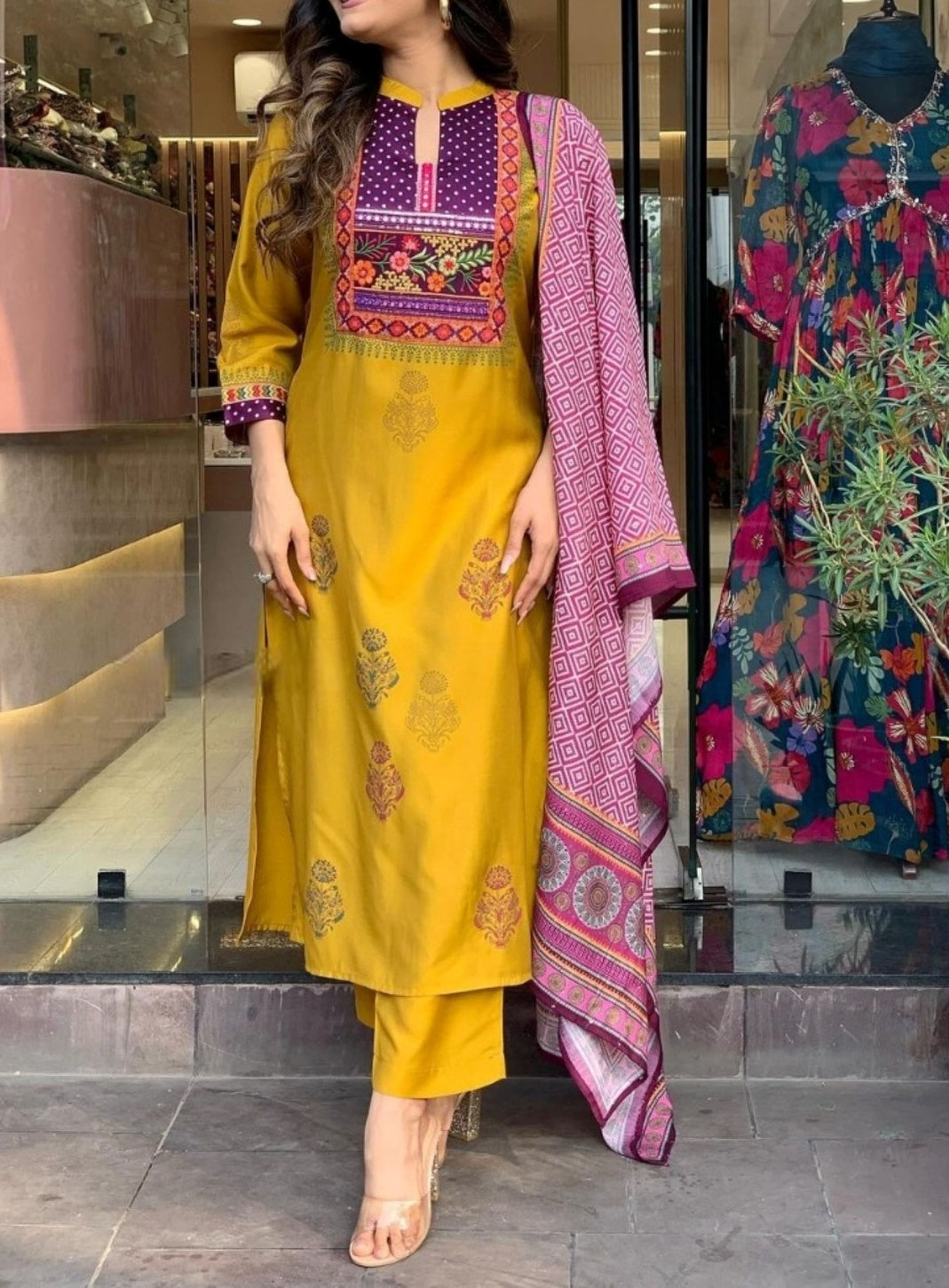 Jhumka Gira Re-  Kurti Set