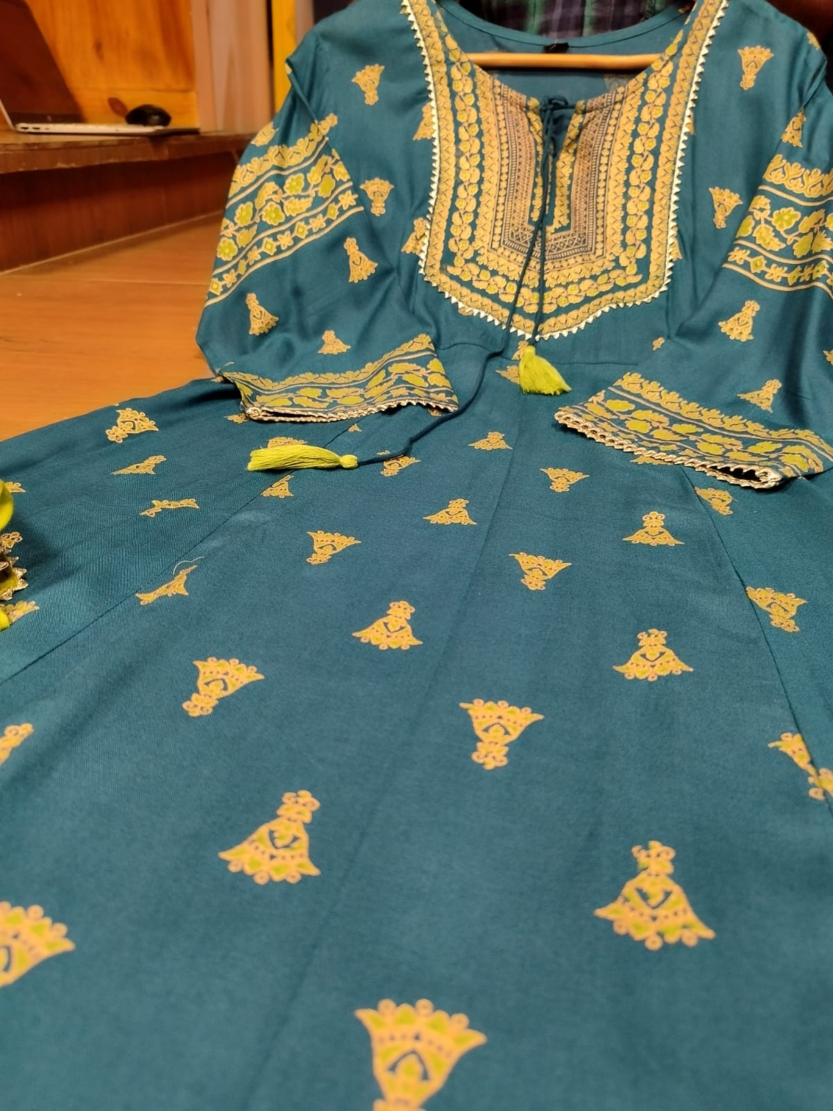 Siyah Rayon Kurti Set