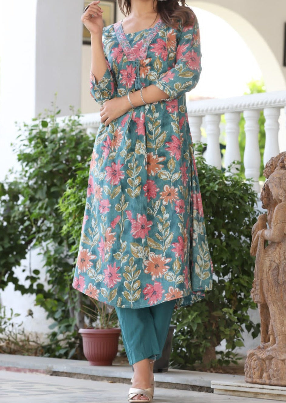 Stone To Break Cotton Kurti Set