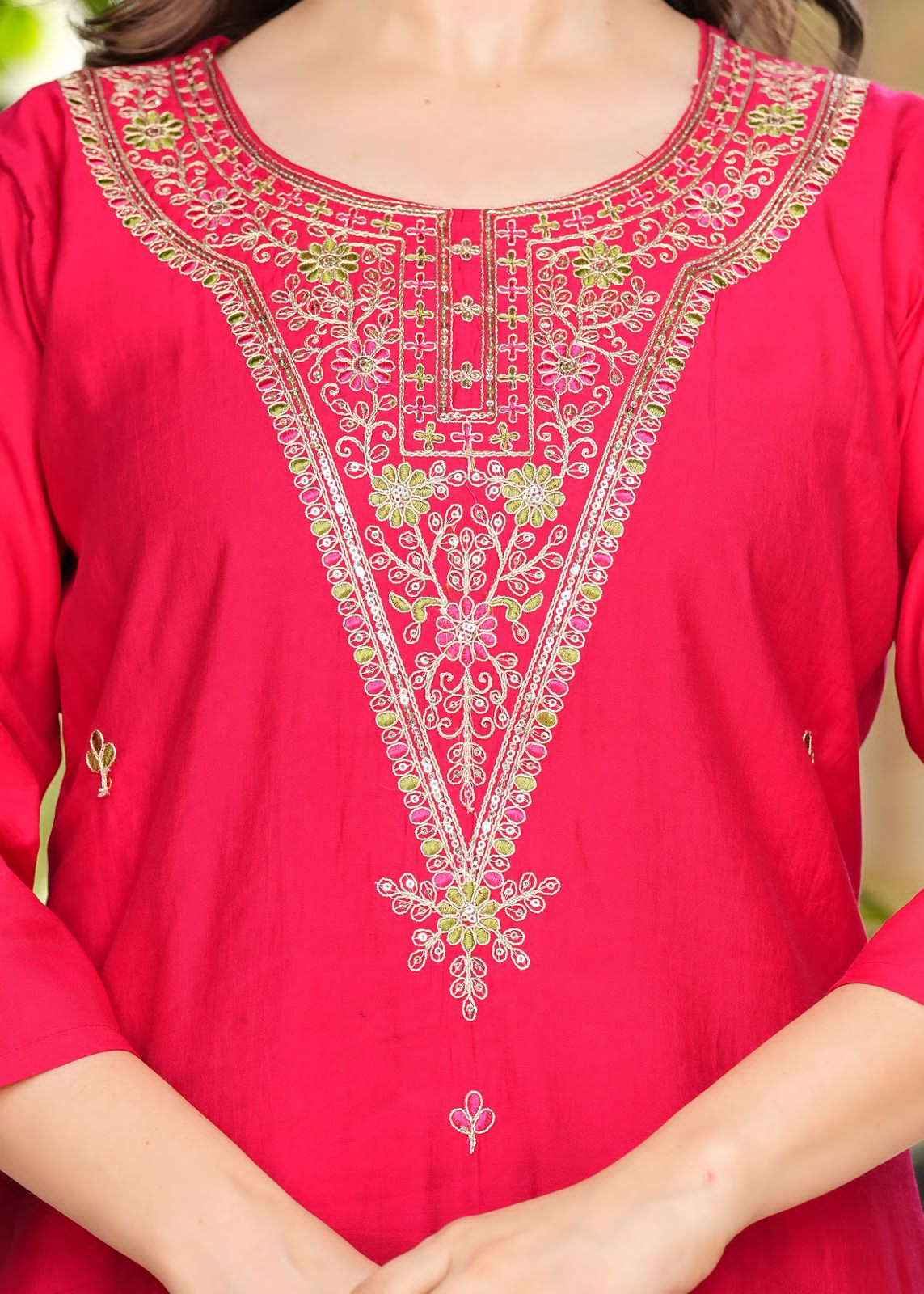 The only Traveler Silk Kurti Set