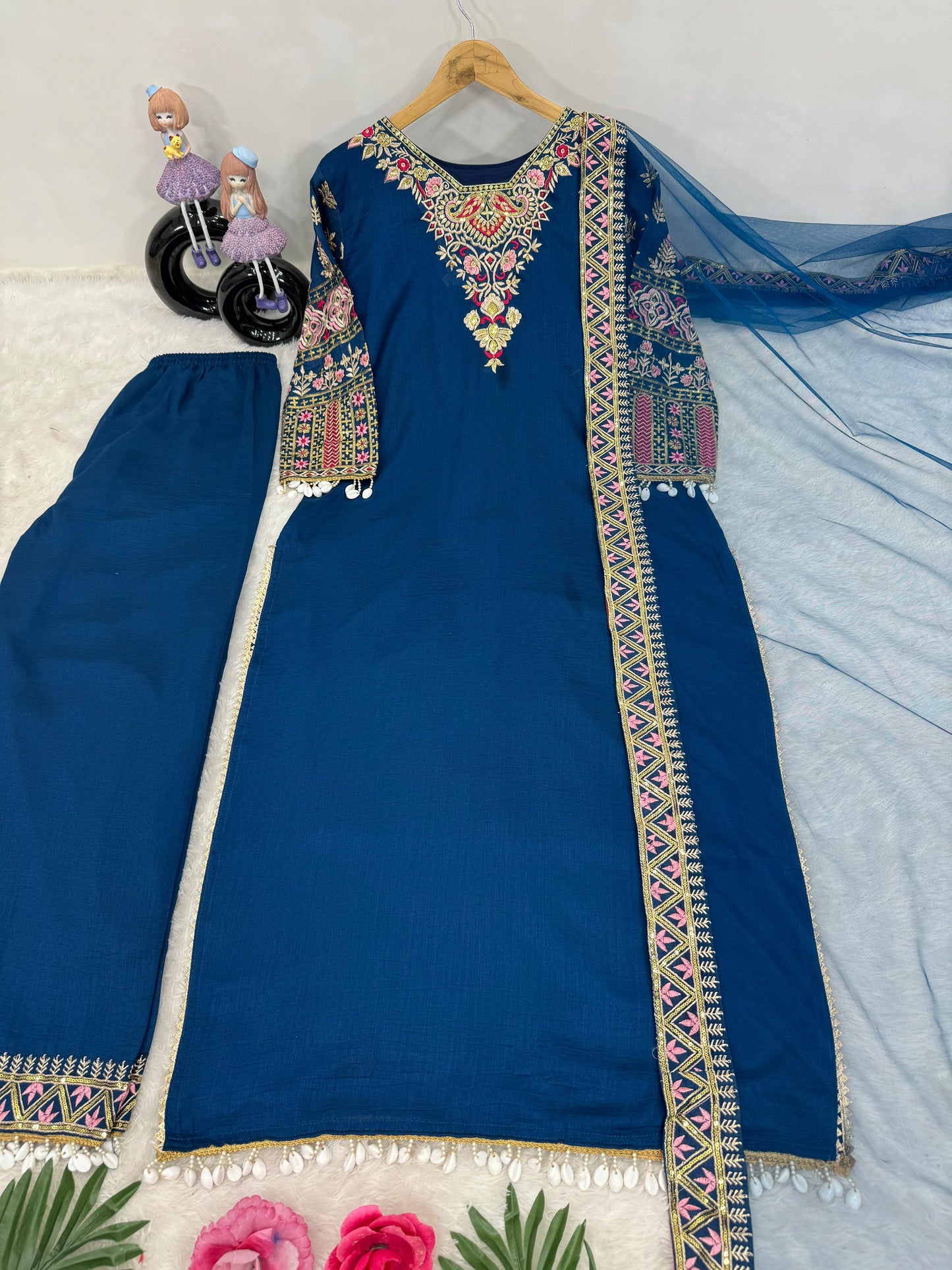 The Seasons Of Life Vichitra Silk Kurti Set