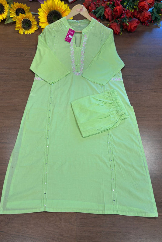 A World Class Story Cotton Kurti Se
