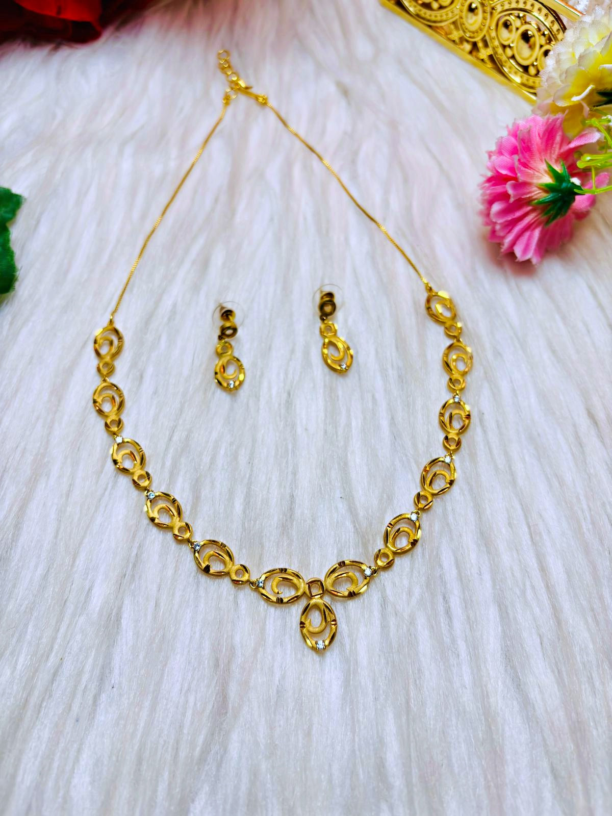Famous Gold Plated Necklace Set