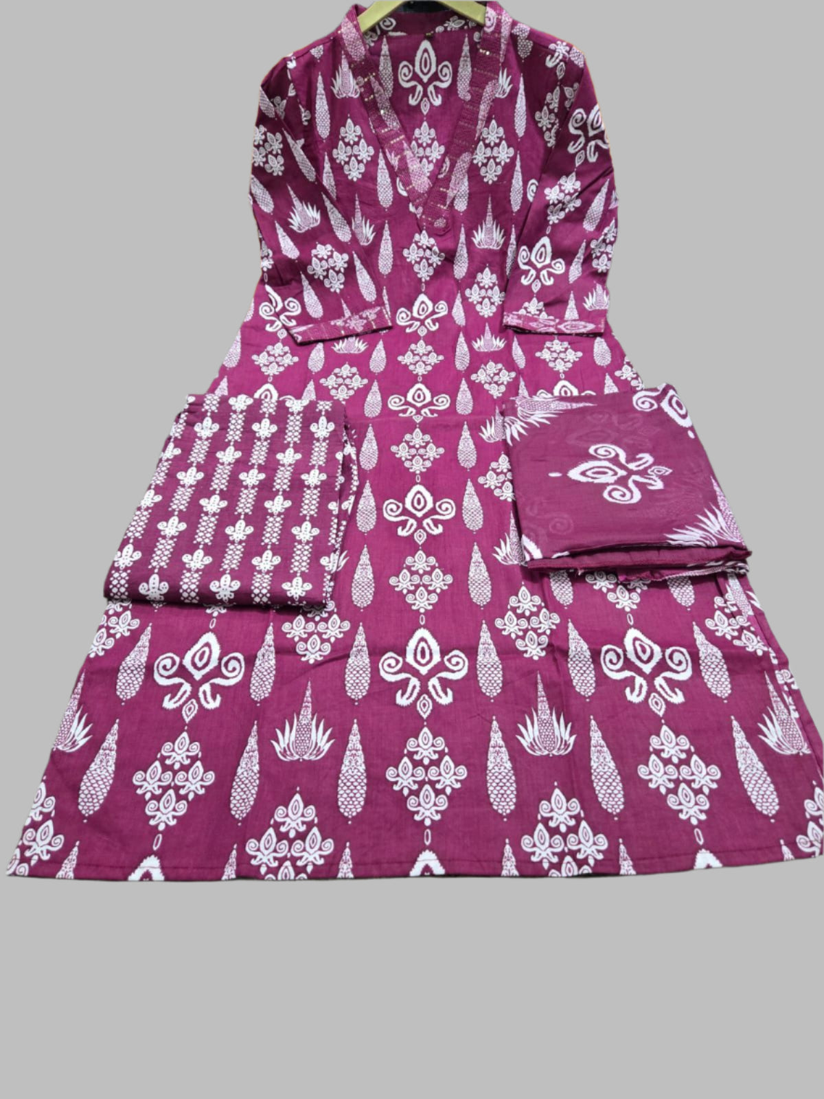 language Of Clouds Cotton Kurti Set