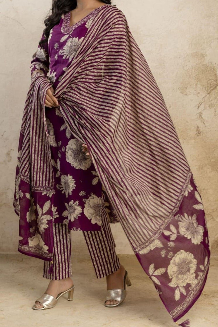 Neeli Baadal Cotton Kurti Set