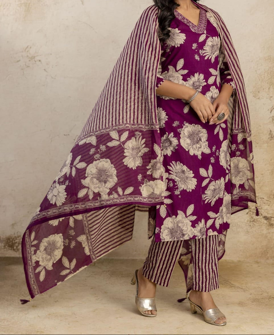 Neeli Baadal Cotton Kurti Set