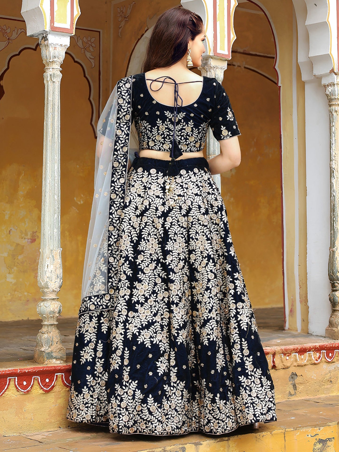 Rang-e-Savera Velvet Lehenga