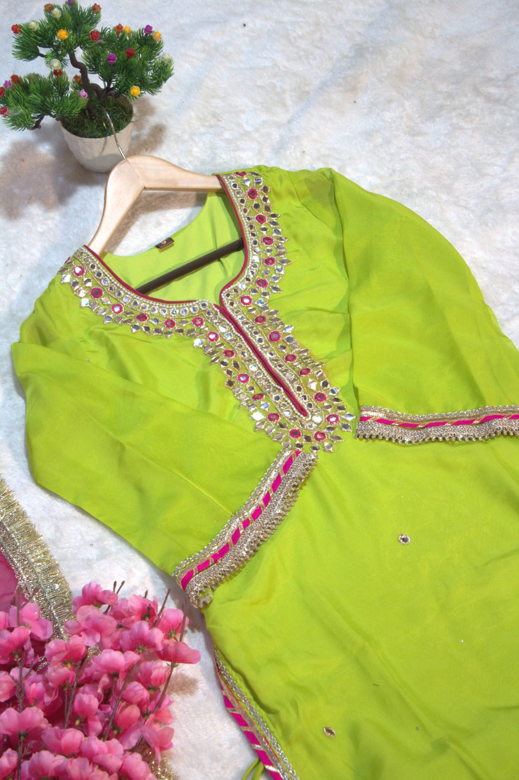 Leaflight Organza Kurti Set