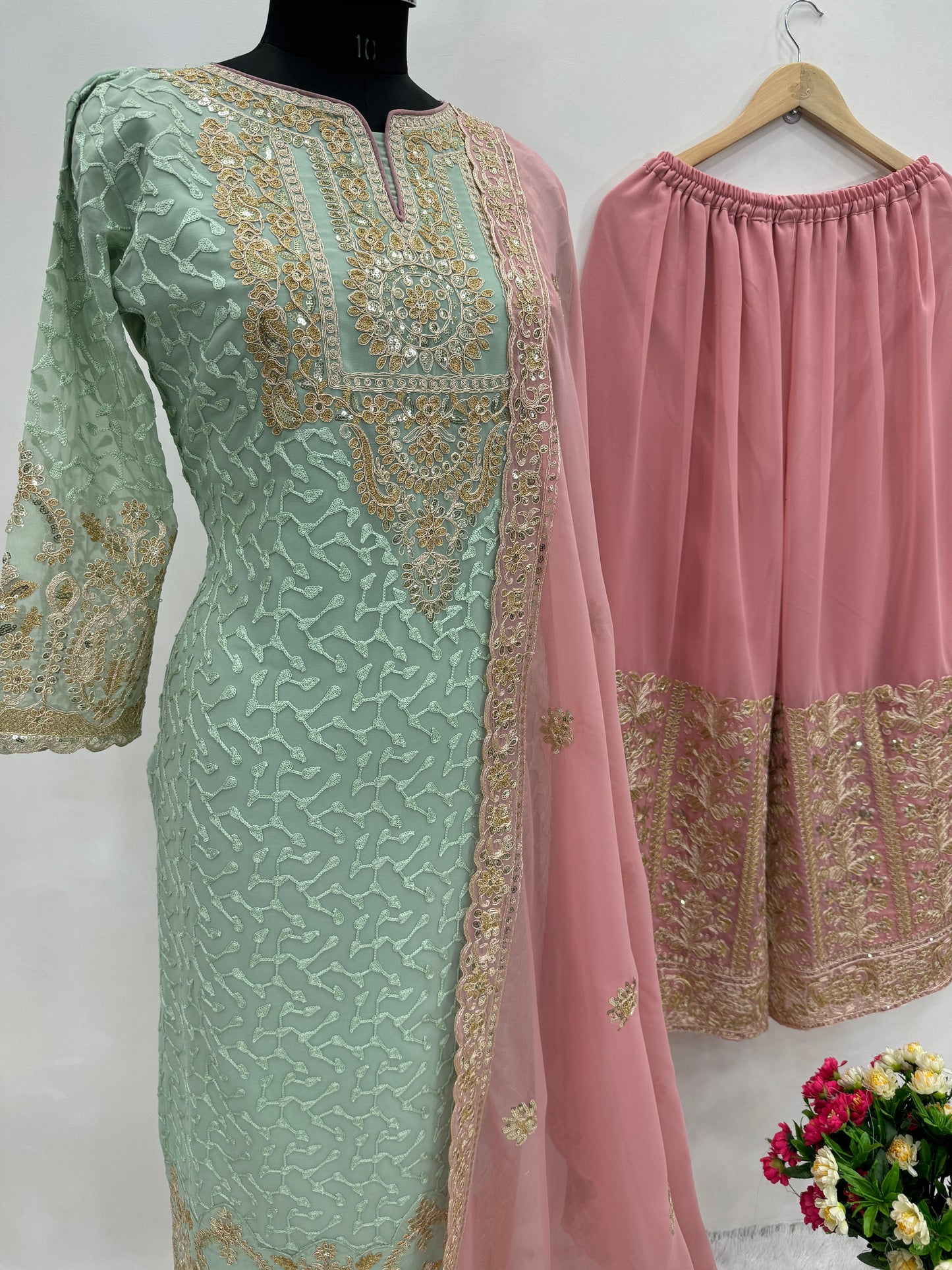 The color of love Georgette Sharara Set