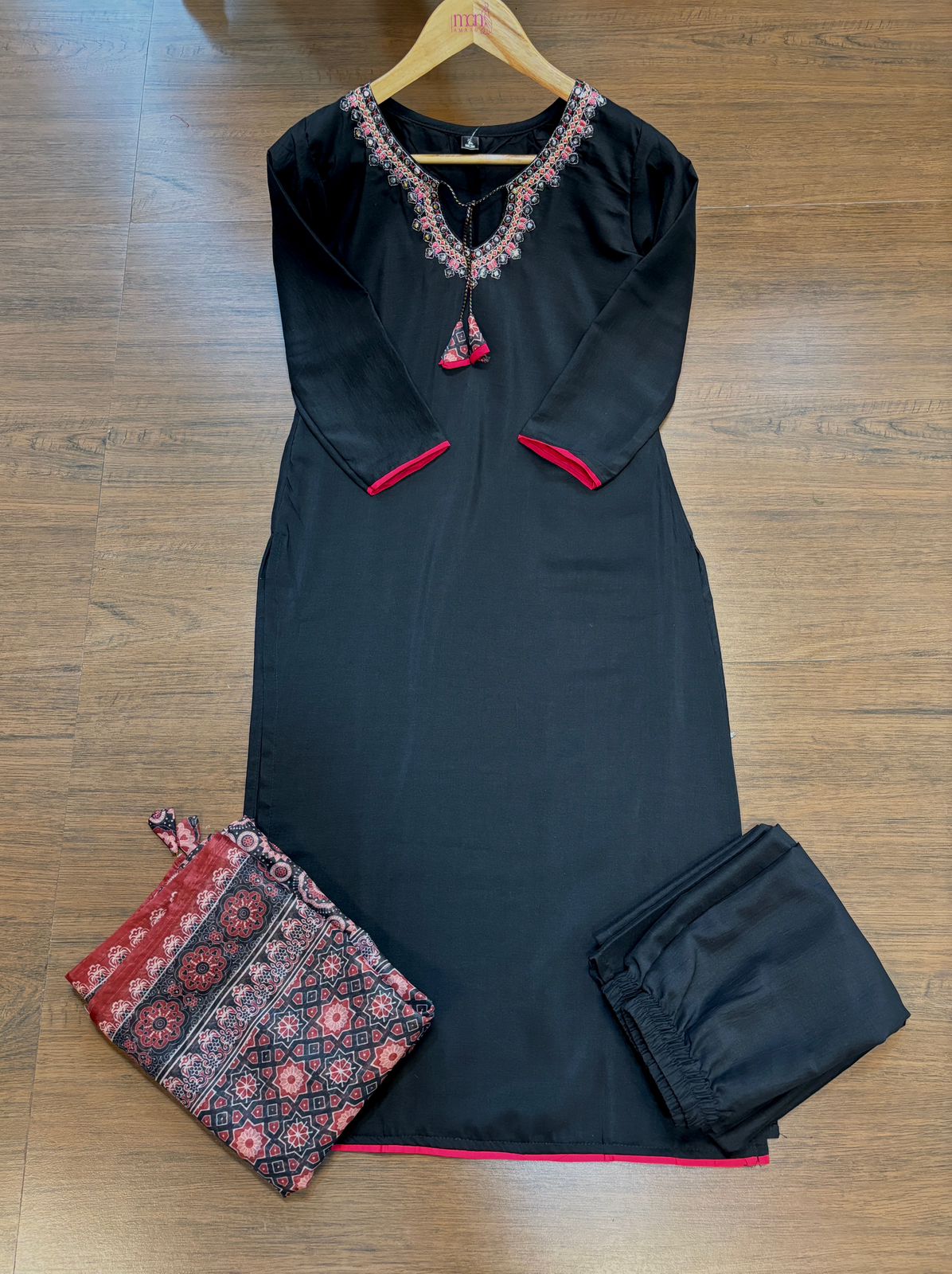Midnight Glow Kurti Set