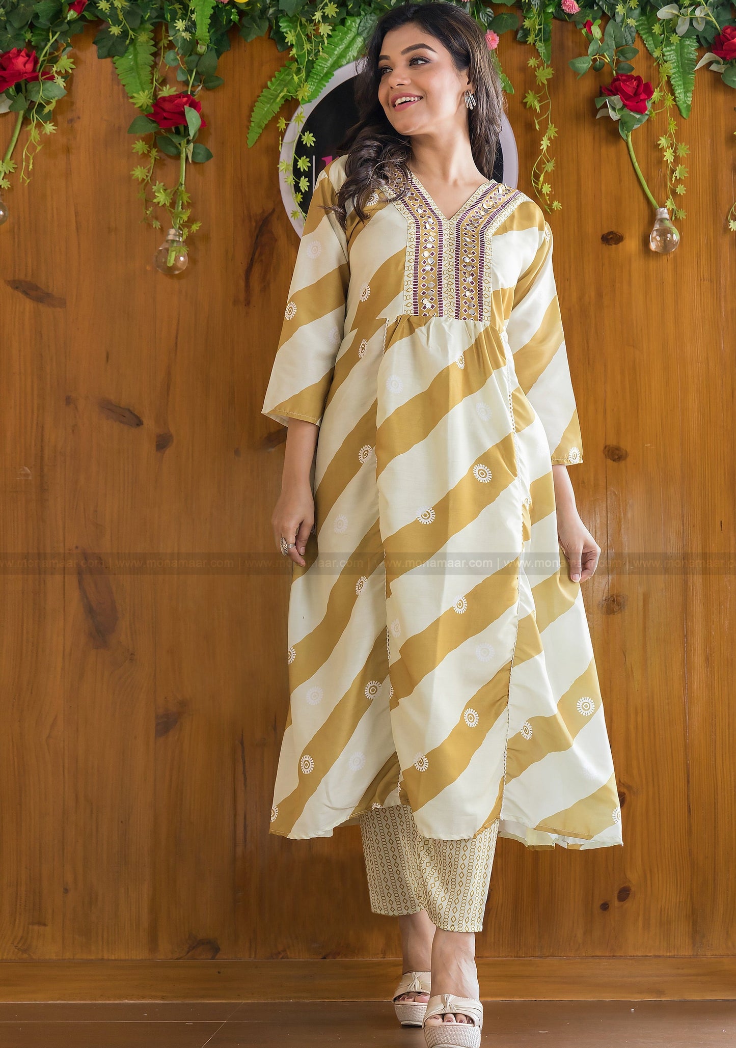 Rangoli Leheriya Jaipur Kurti Set