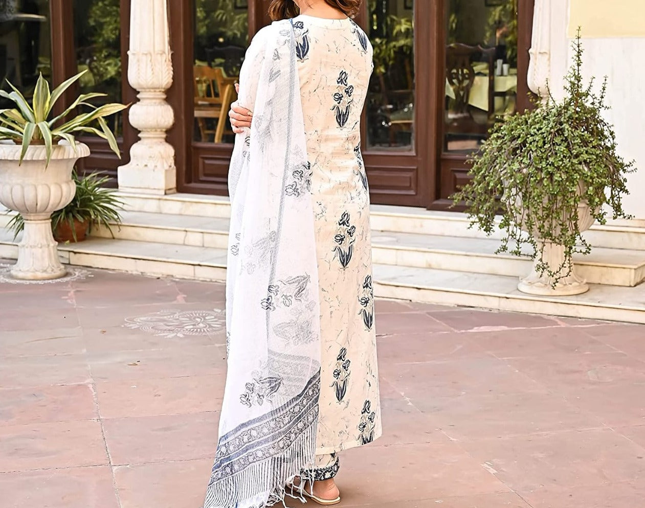 Smoky white Jaipuri Kurti Set