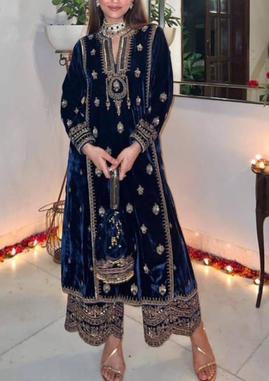 A Winter Wonderland - Royal Blue Velvet Kurta Set