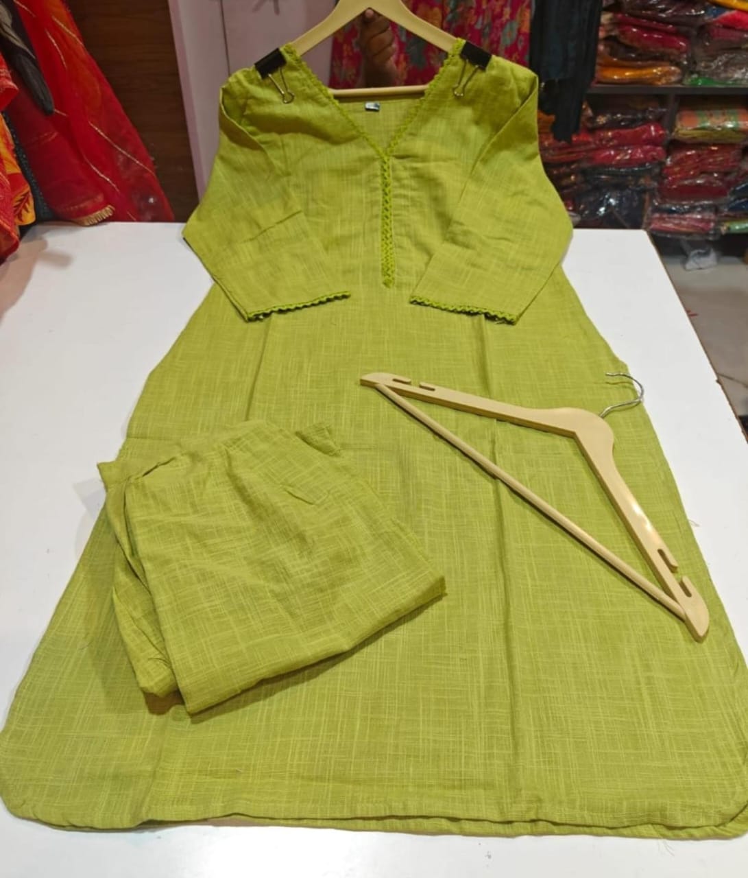 Satire Of Attire Kurti Set(Witty Green)