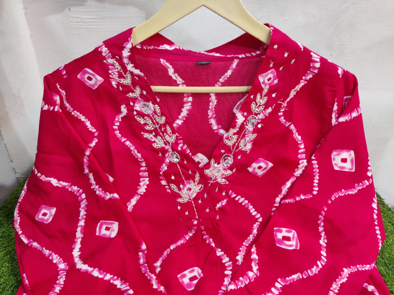 Manifestation Of Bandhej (Pink delight)Kurti  Set