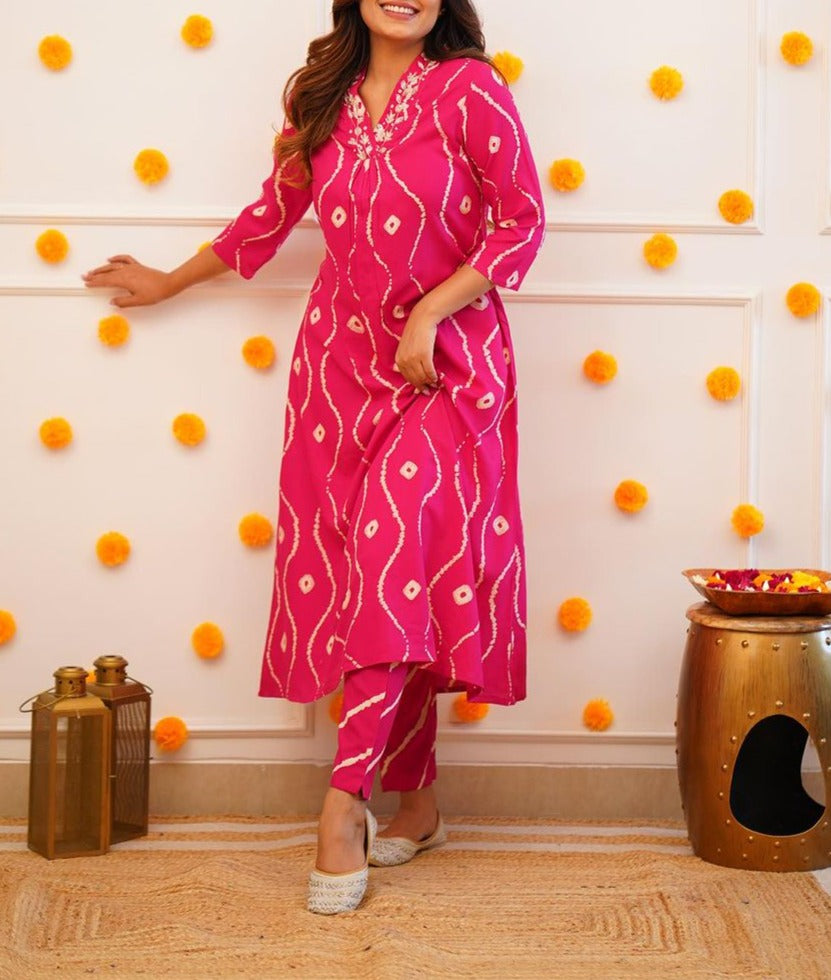 Manifestation Of Bandhej (Pink delight)Kurti  Set